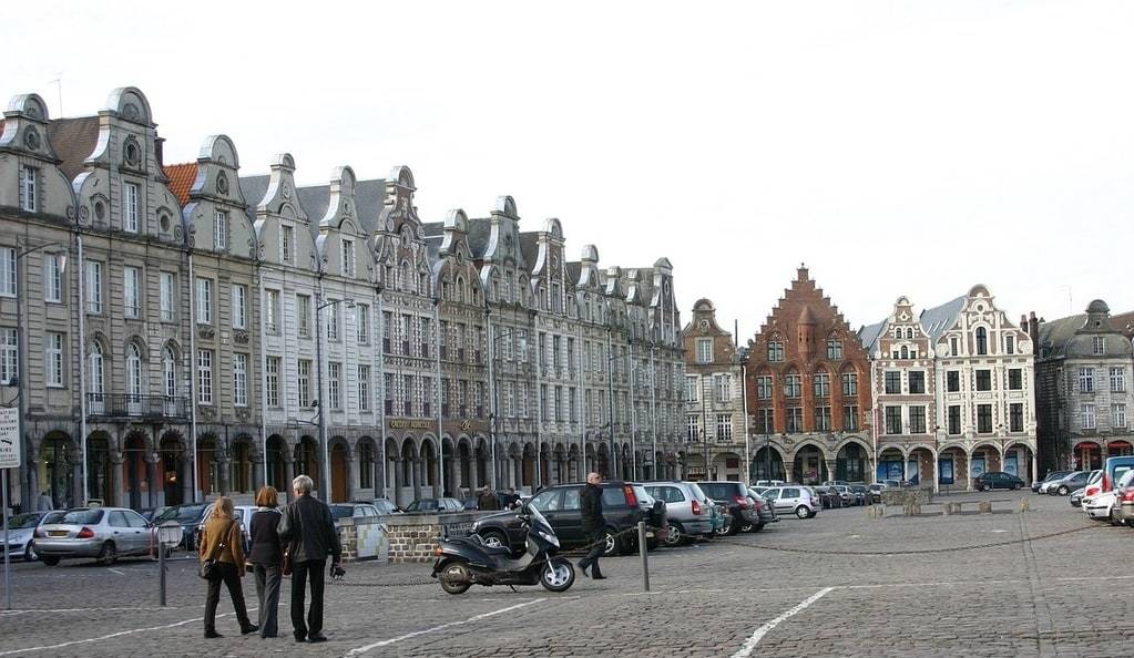 Les opportunités d'investissement dans le secteur pharmaceutique à Arras